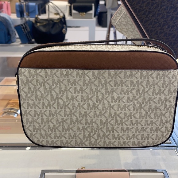 Michael Kors Jet Set Item Large East West Zip Chain MK Signature Crossbody Bag - Picture 13 of 15